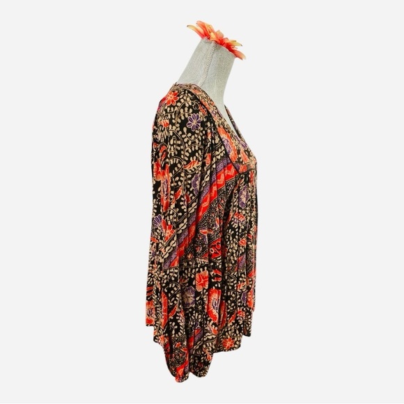 Zara Trafaluc Women's Red, Black, Purple and Tan Blouse size L. - Picture 2 of 13